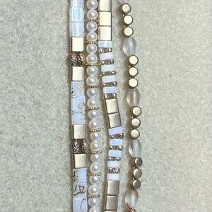 Elegant Pearl and Gold Beaded Bracelet